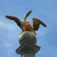 Golden Seagull Monument 